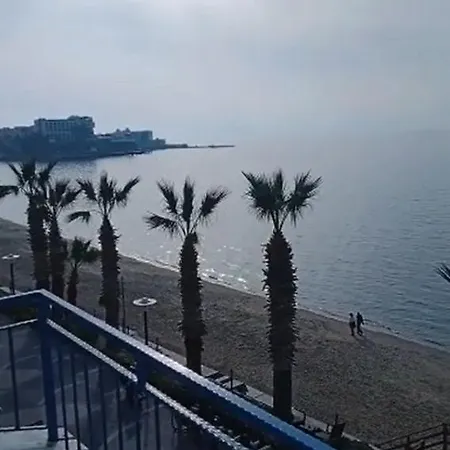 Kadinlar Denizi Ev 2+1 Apartment Kusadasi